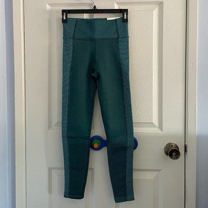 Aerie Offline 7/8 Leggings, size XS, NWT